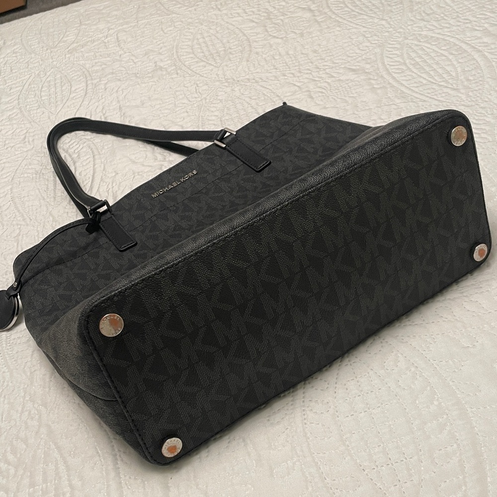 Michael KORS Tote Shoulder Bag from JET SET Collection Excellent Collection - Picture 6 of 17